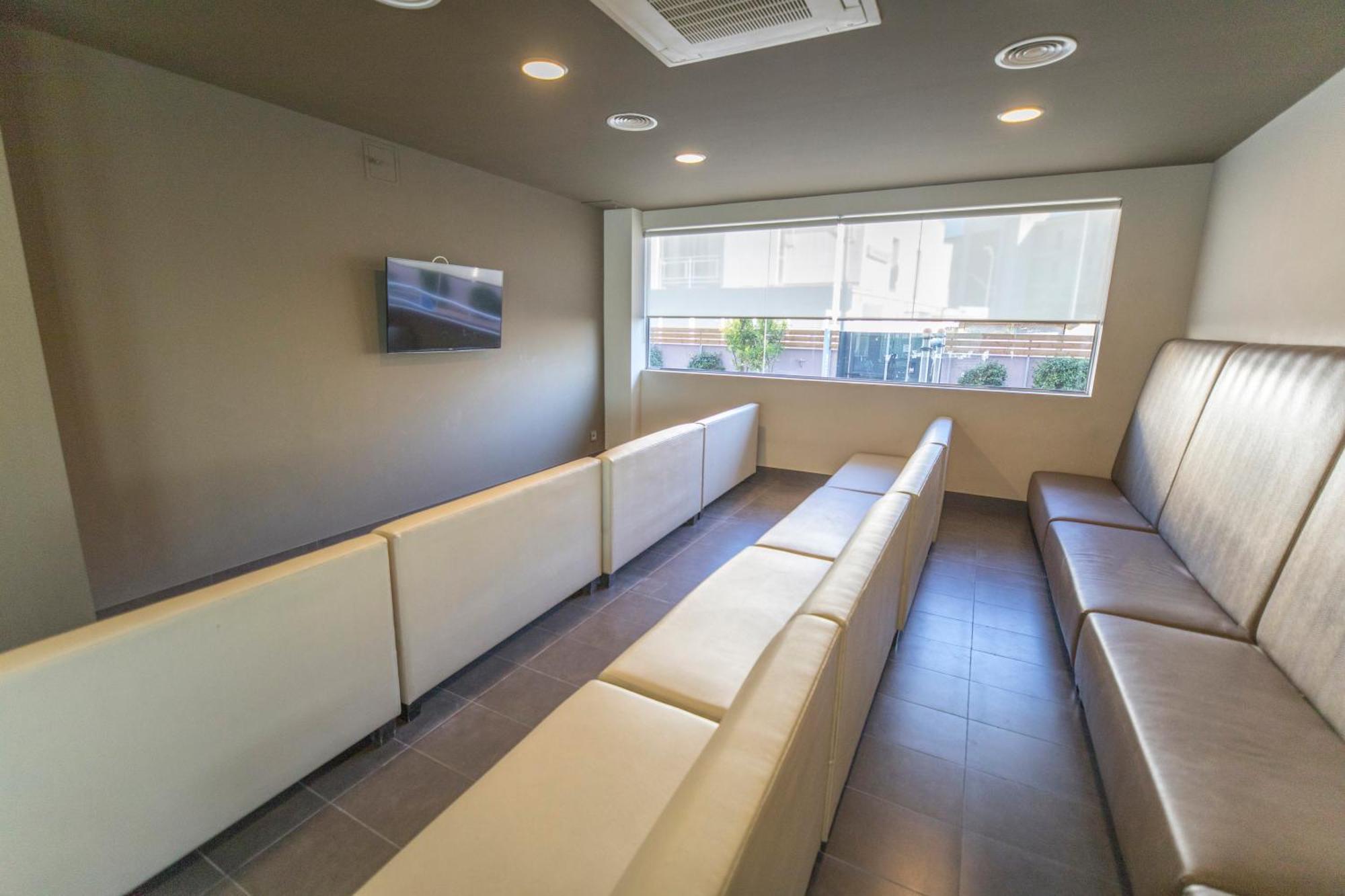 Hotel Augustus Cambrils Bagian luar foto