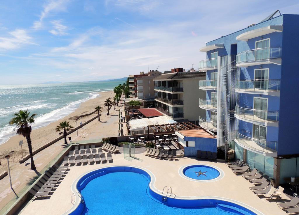 Hotel Augustus Cambrils Bagian luar foto
