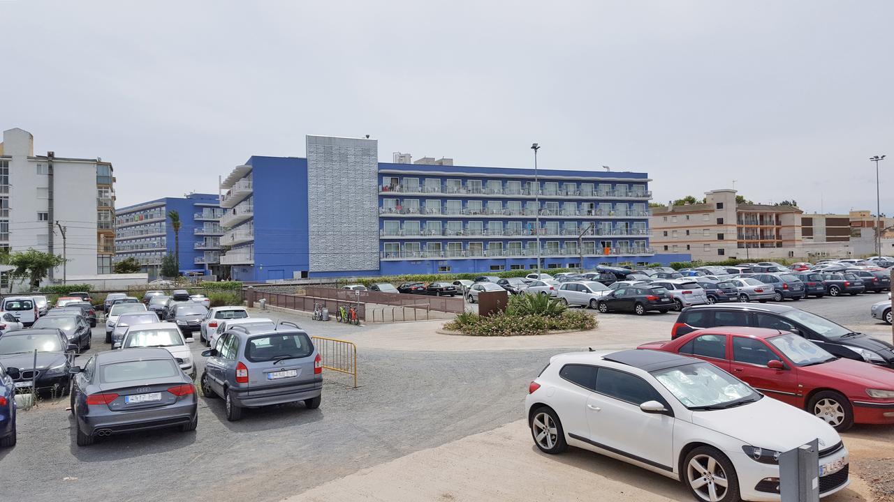 Hotel Augustus Cambrils Bagian luar foto