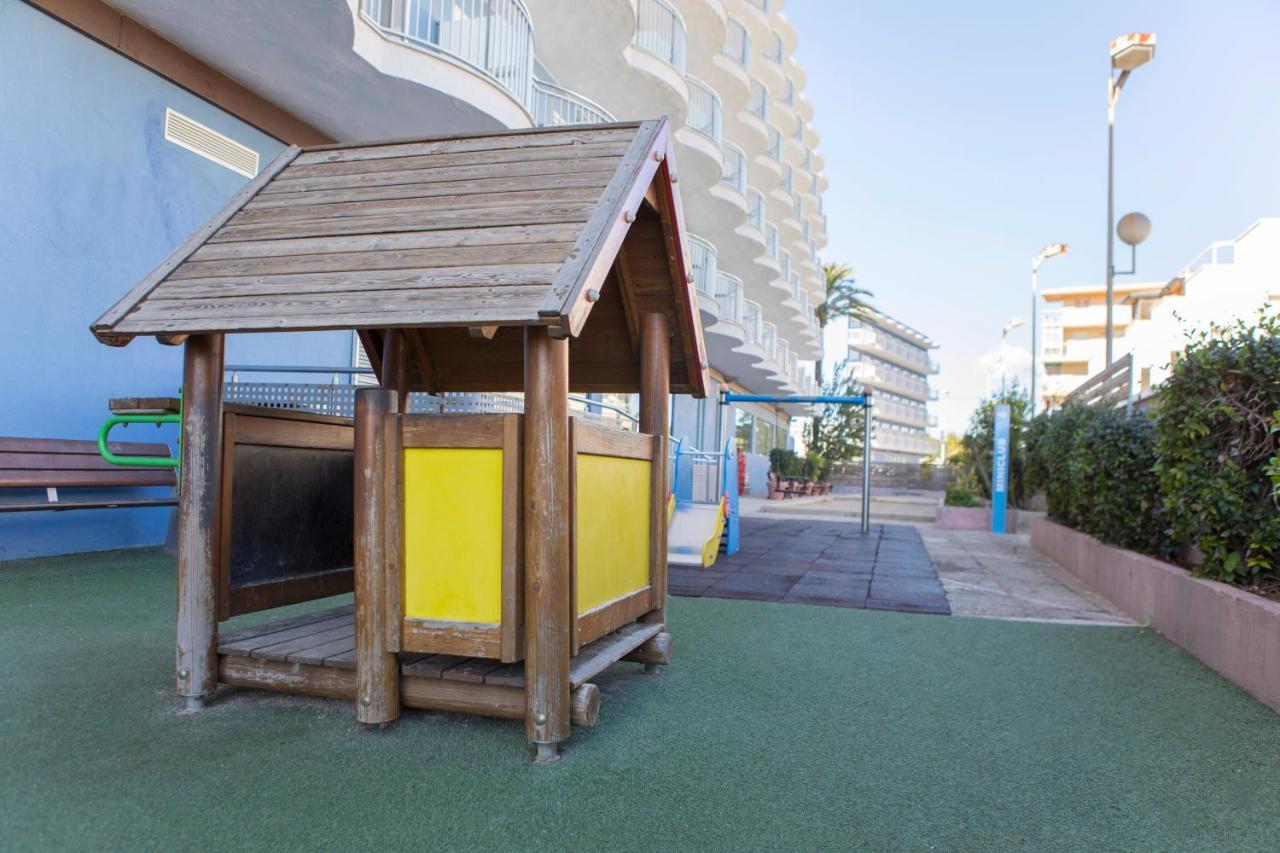 Hotel Augustus Cambrils Bagian luar foto